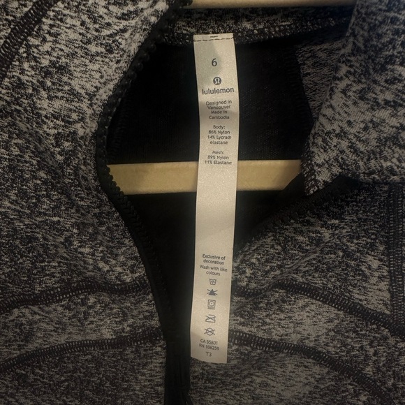 Lulu lemon define jacket - Picture 2 of 3